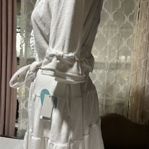 Betsey Johnson Cream Ruffle Robe - Picture 5 of 12